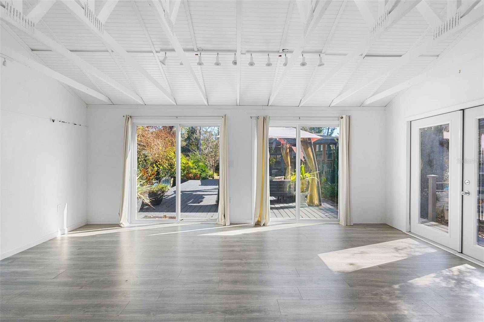 NORWOOD 3RD ADDITION - Residential