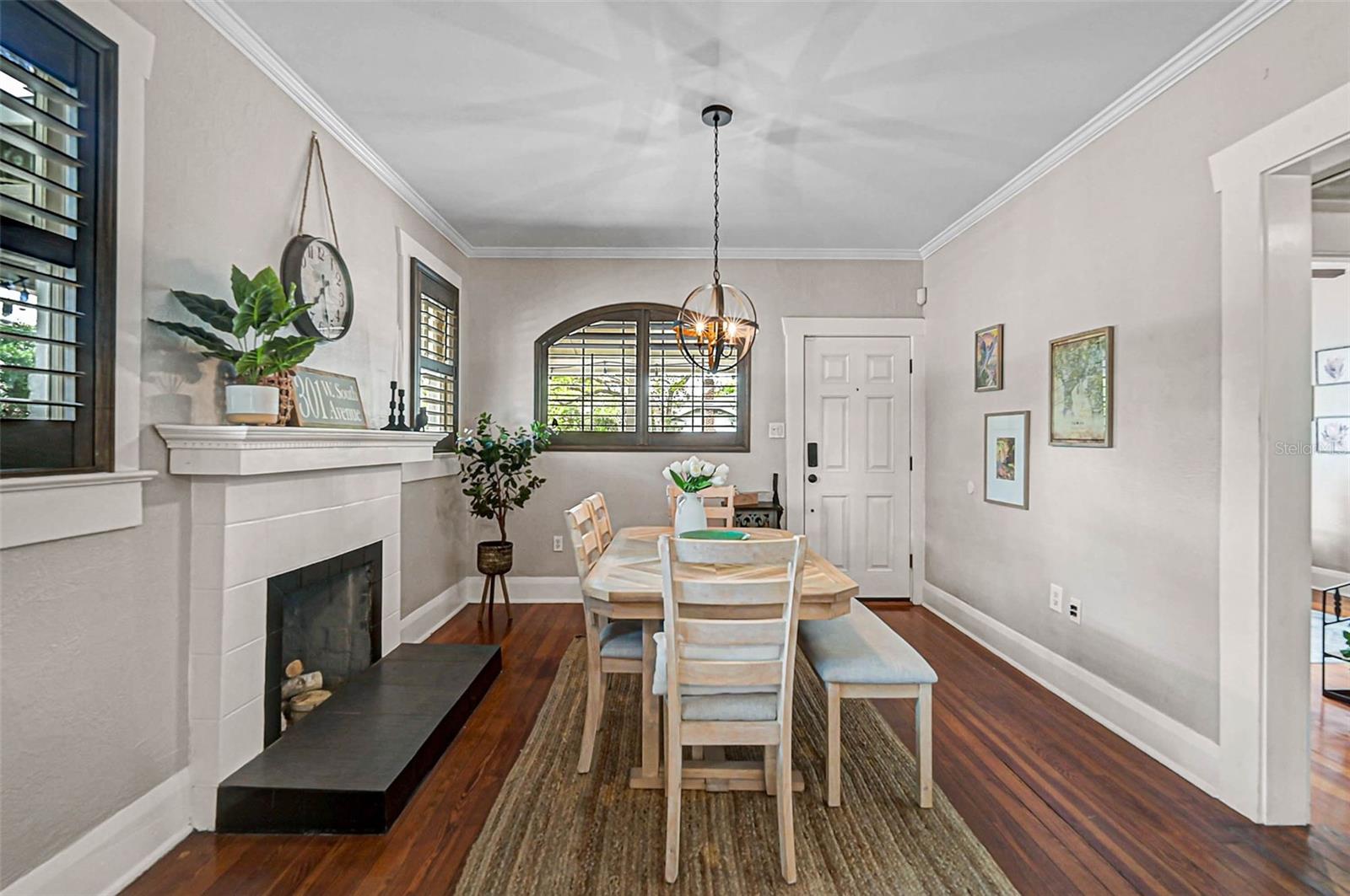 301 W SOUTH AVENUE