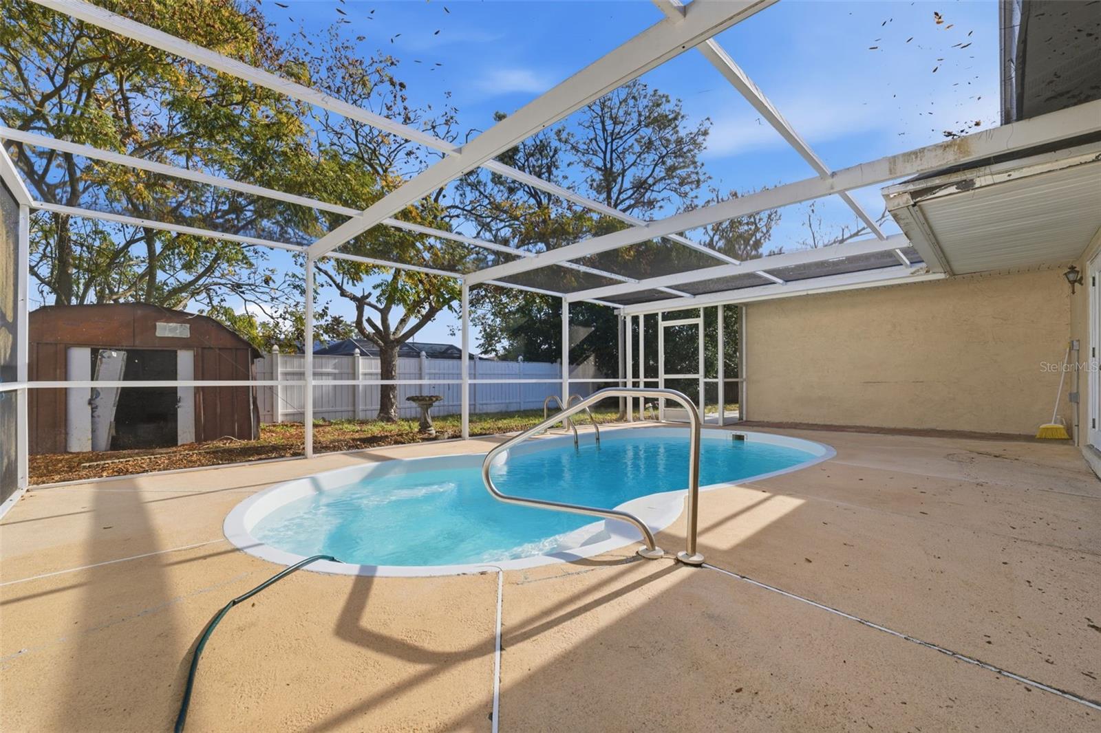 SPRING HILL - Residential