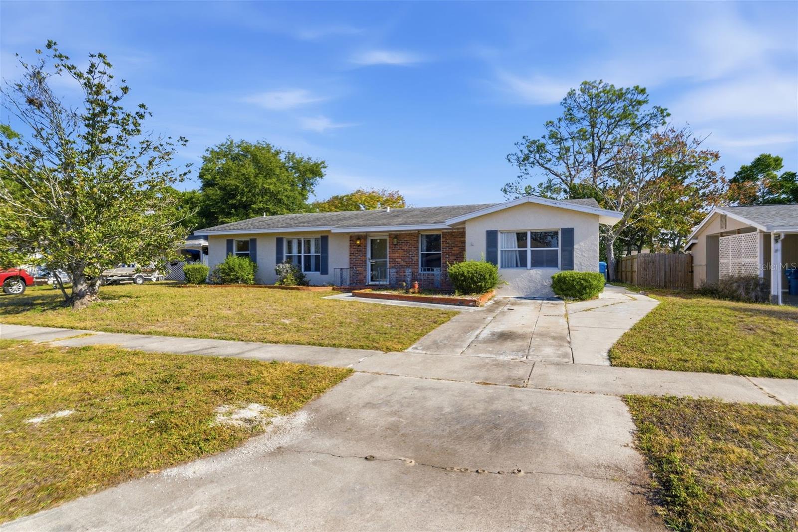 SPRING HILL - Residential