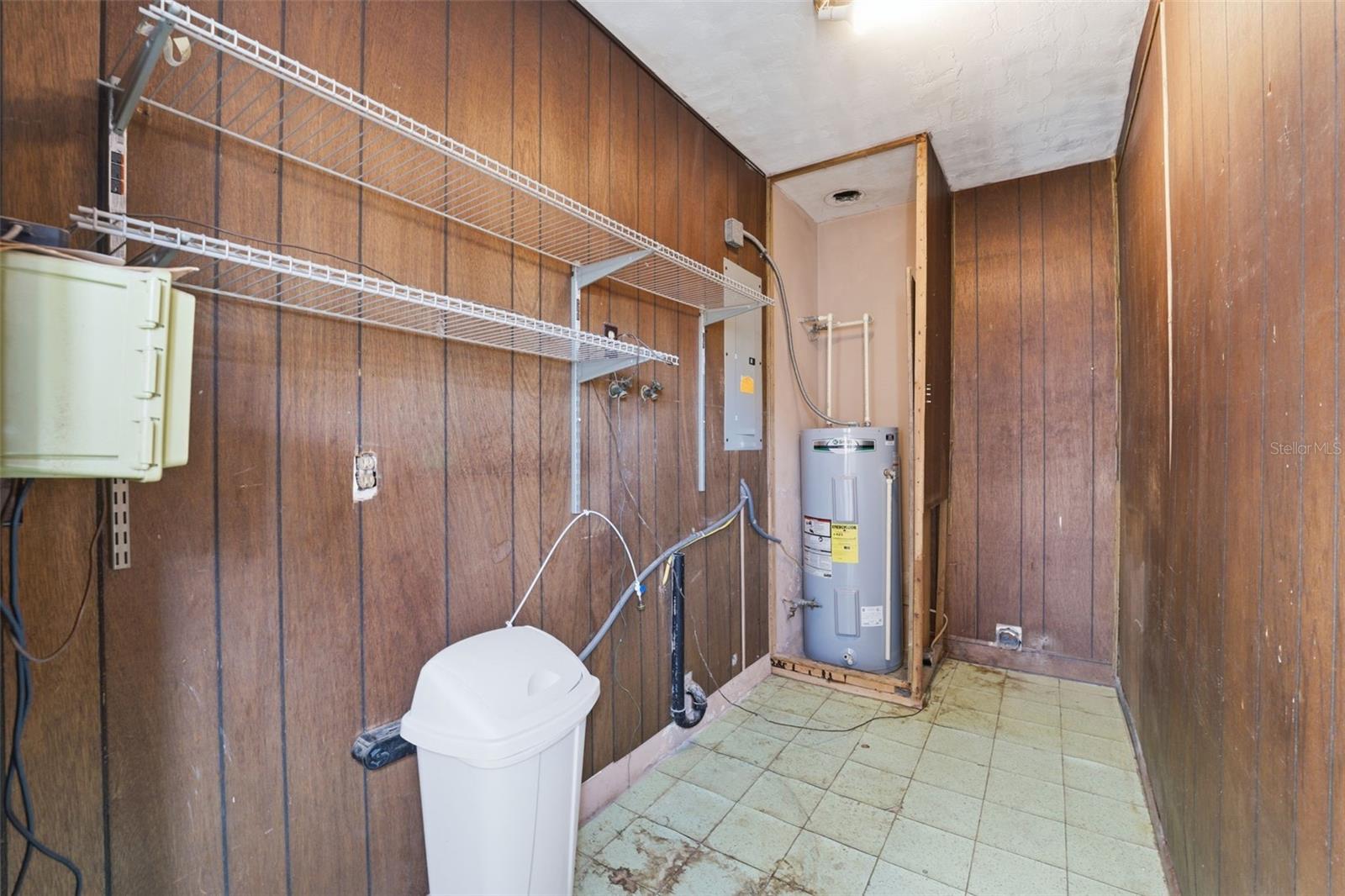 SPRING HILL - Residential