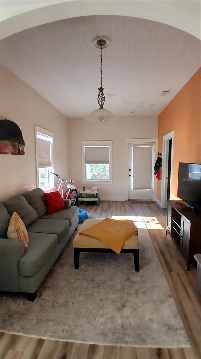 TARPON HEIGHTS REV OF SEC D OF I B READ - Residential