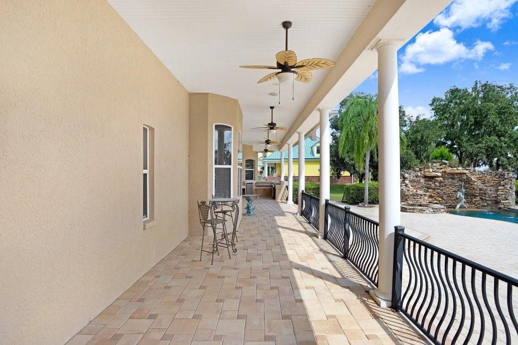 LAGO WHISPERS - Residential