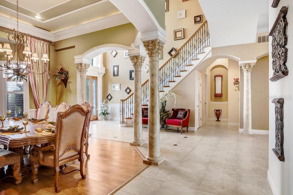 LAGO WHISPERS - Residential