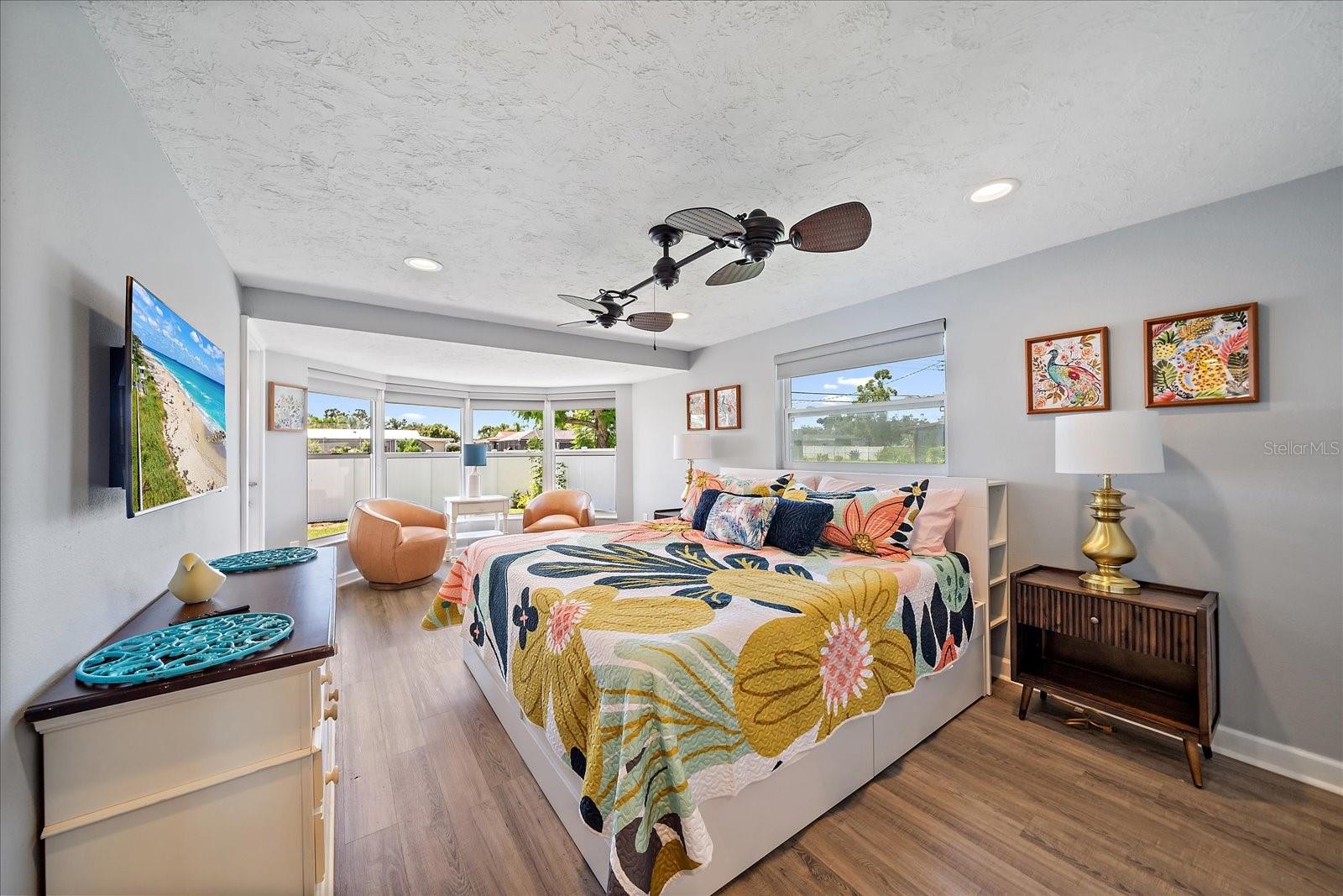 GULF GATE - Residential