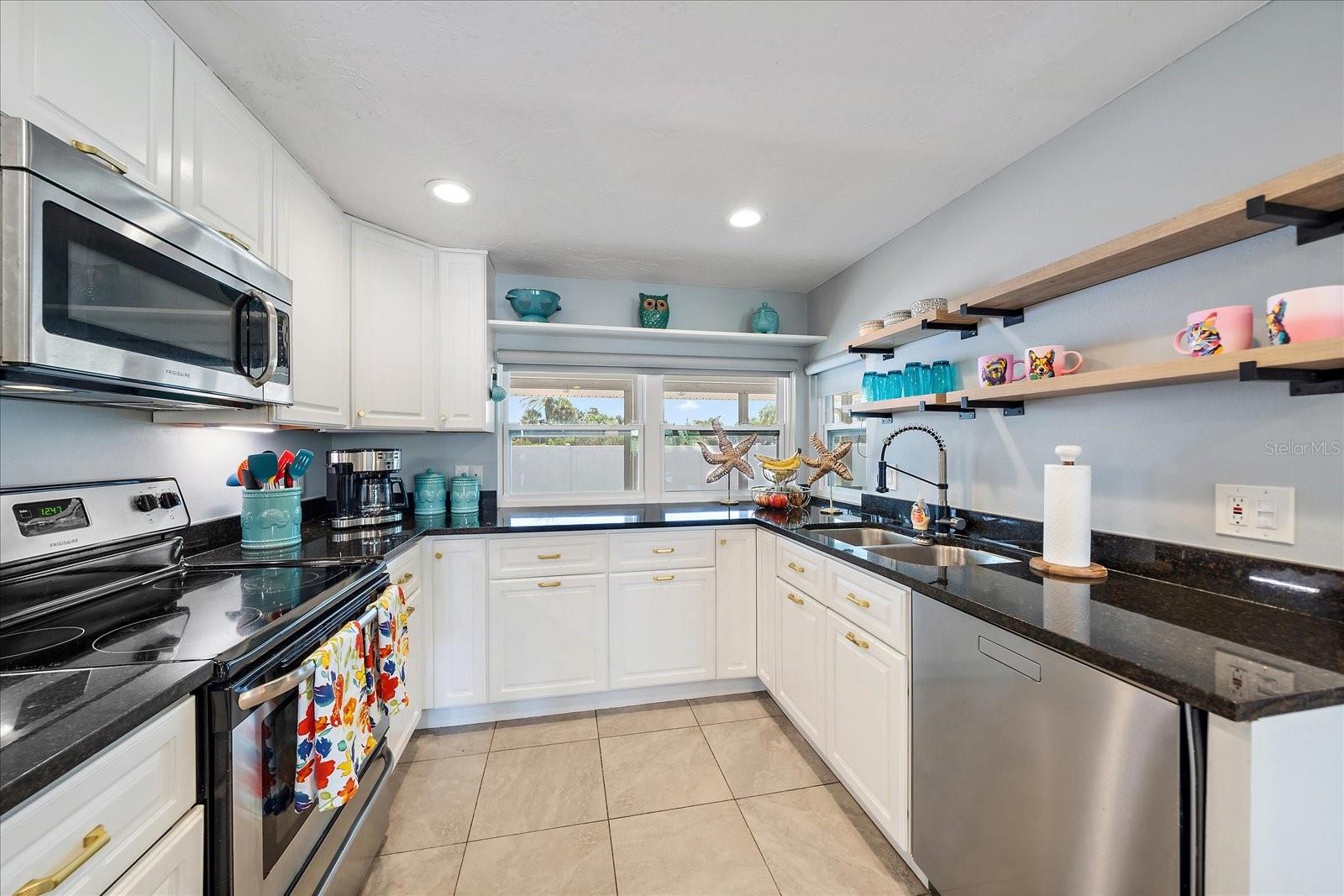 GULF GATE - Residential