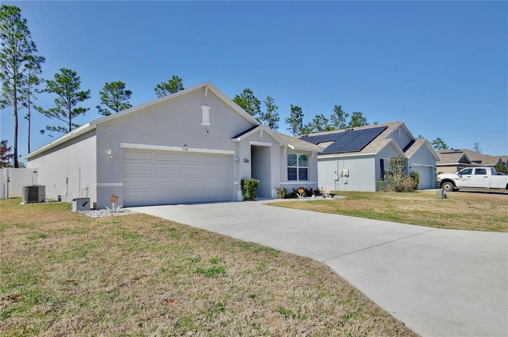 Photo of 348 Hickory Course Radial, Ocala, FL 34472 (MLS # O6375776)