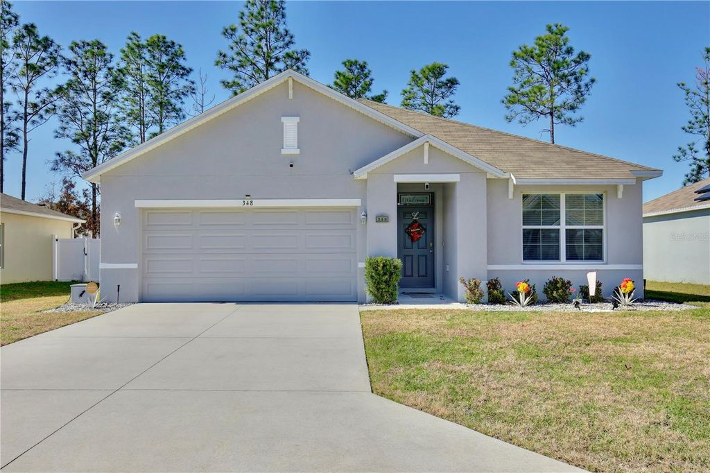 Photo of 348 Hickory Course Radial, Ocala, FL 34472 (MLS # O6375776)