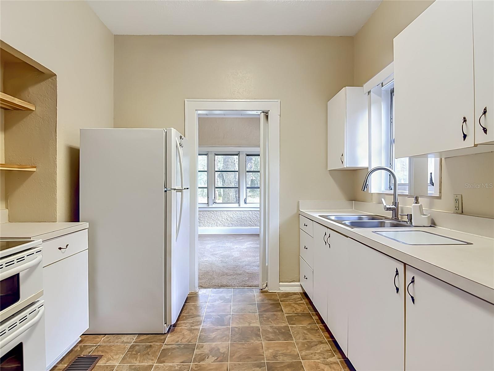 PARK PLACE IN MILLERS ADD DELAND - Residential