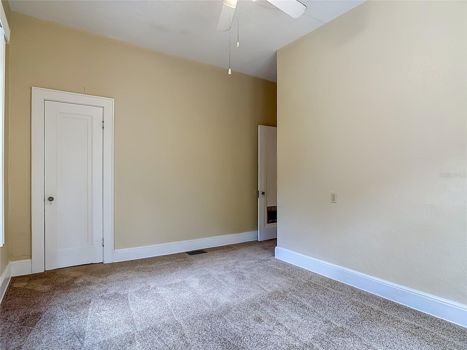 PARK PLACE IN MILLERS ADD DELAND - Residential