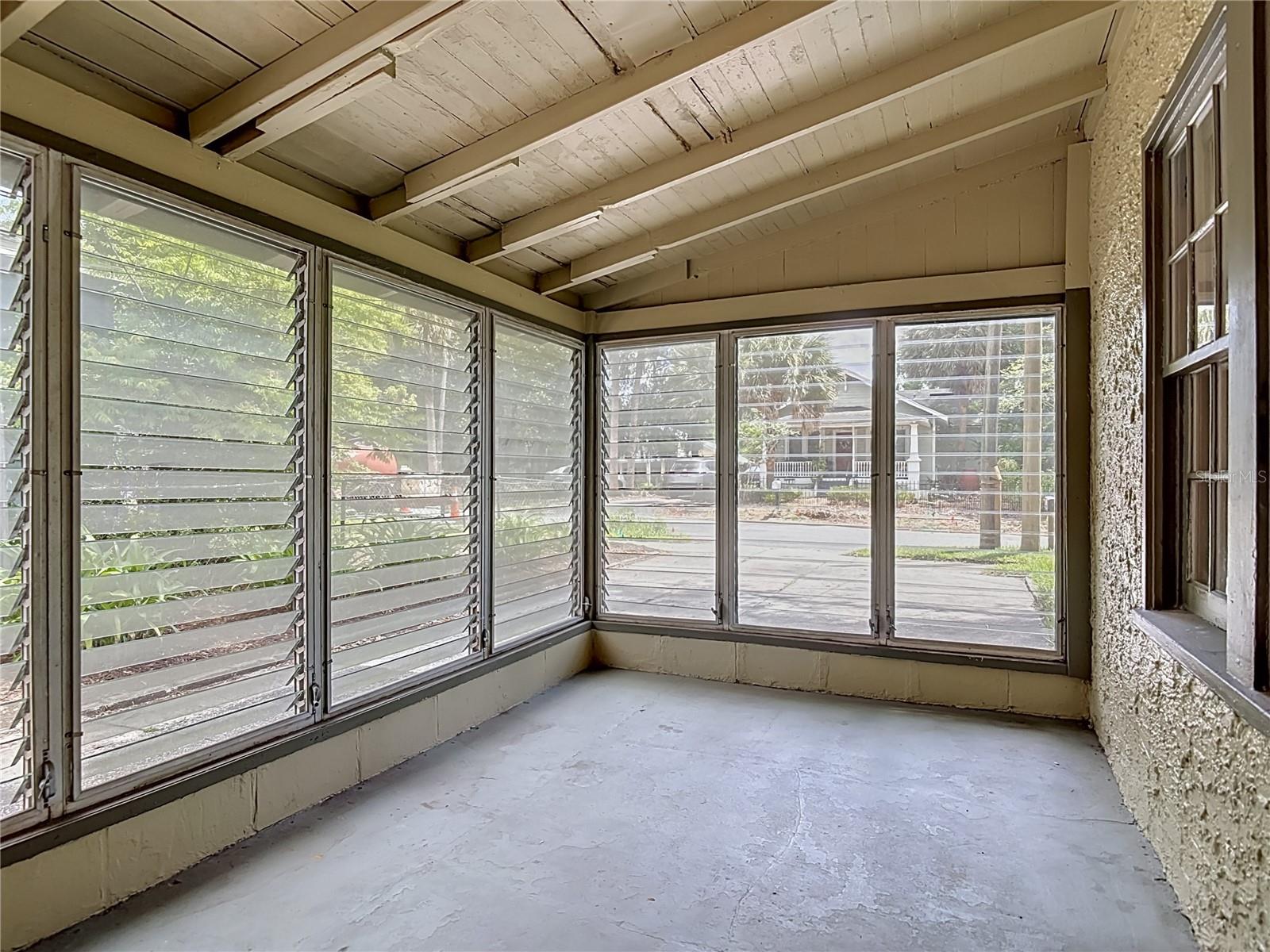 PARK PLACE IN MILLERS ADD DELAND - Residential