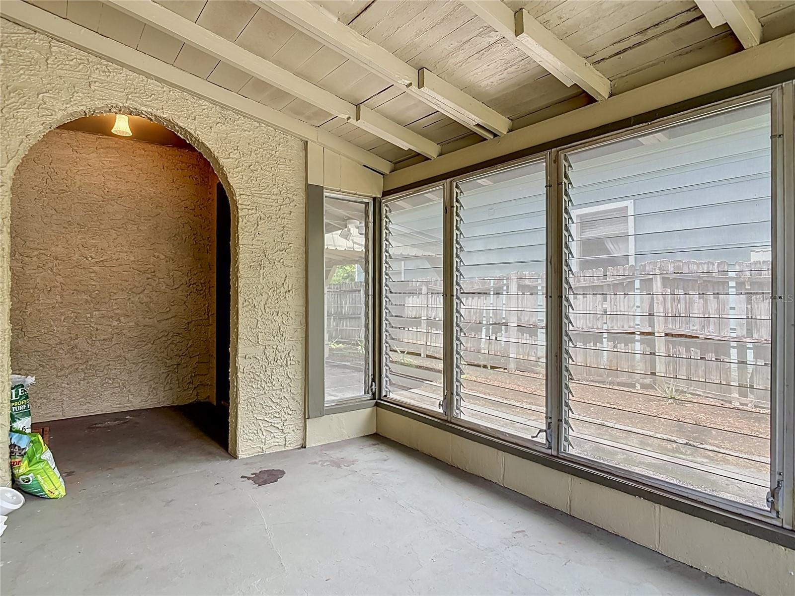 PARK PLACE IN MILLERS ADD DELAND - Residential