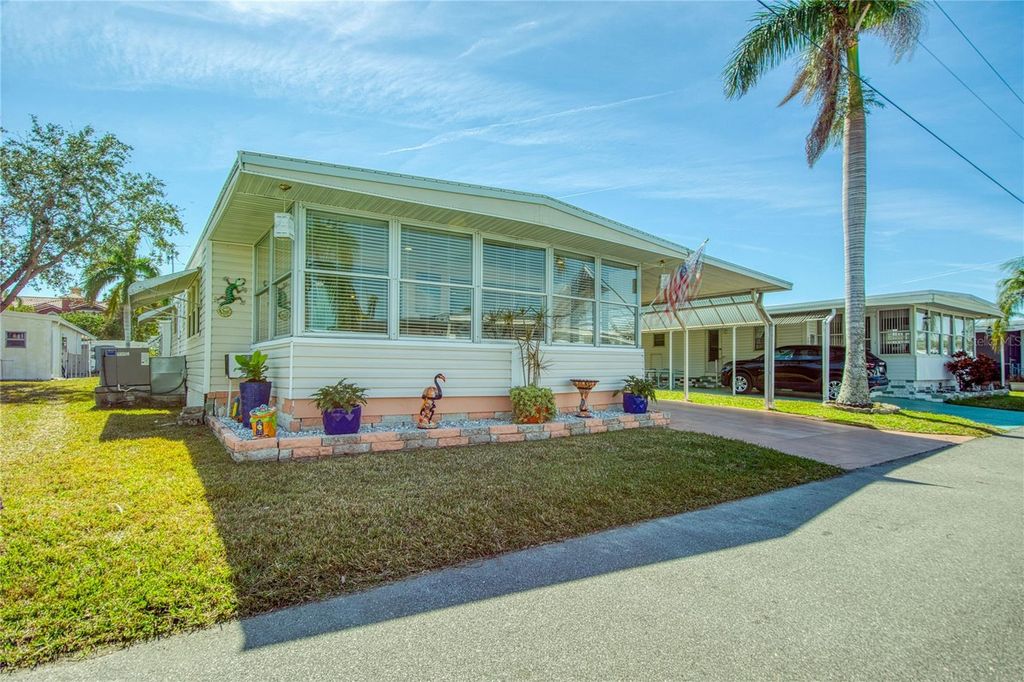 Photo of 18675 Us Highway 19 N #320, Clearwater, FL 33764 (MLS # TB8429042)
