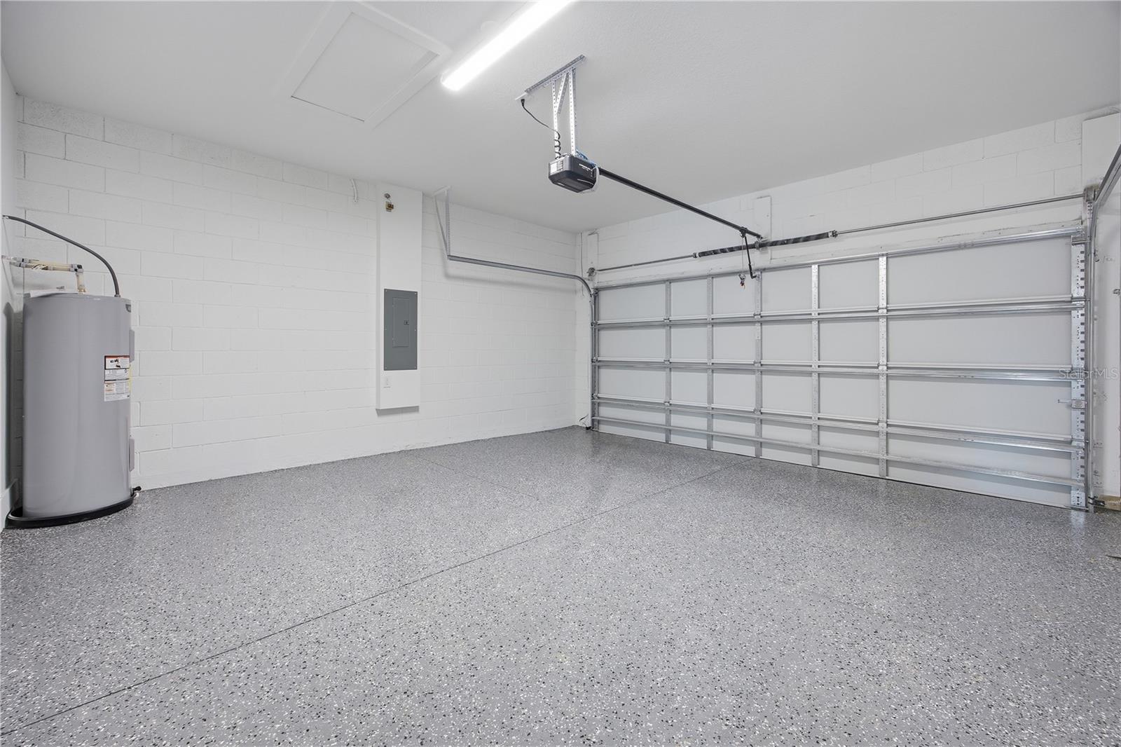 SILVER SPGS SHORES UN 13 - Residential