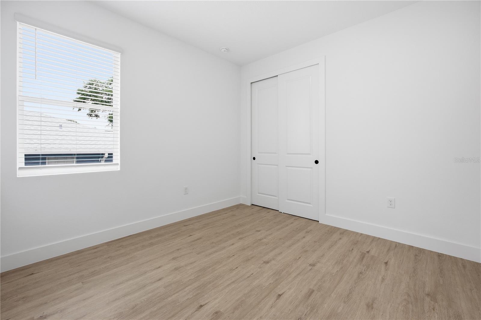 SILVER SPGS SHORES UN 13 - Residential