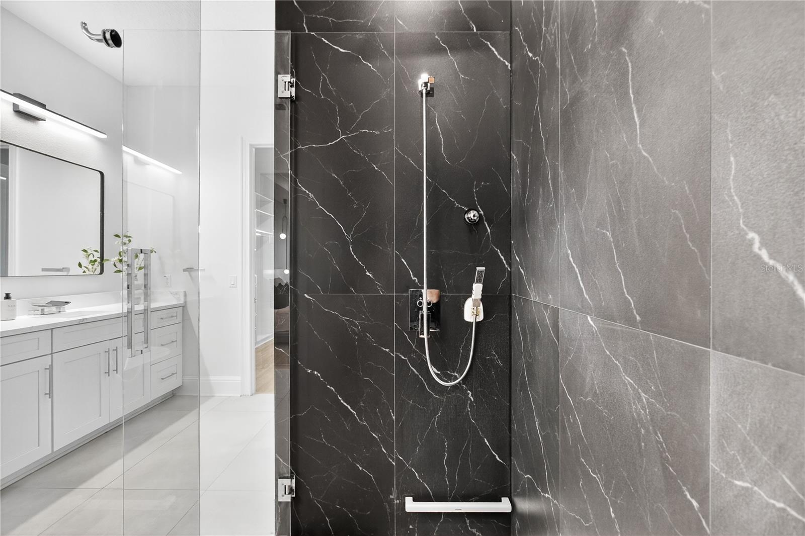 TWINWATERS - Residential