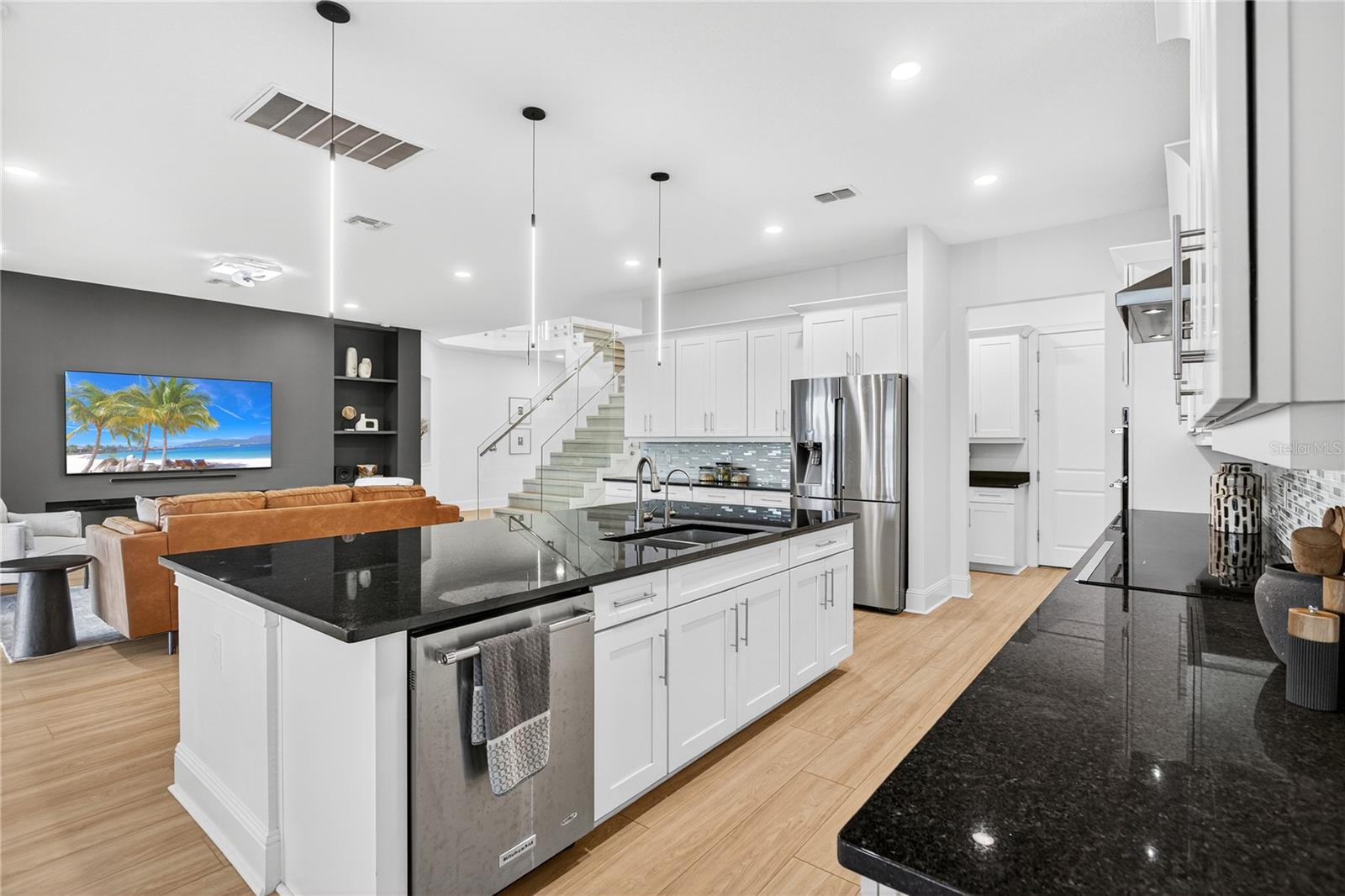 TWINWATERS - Residential