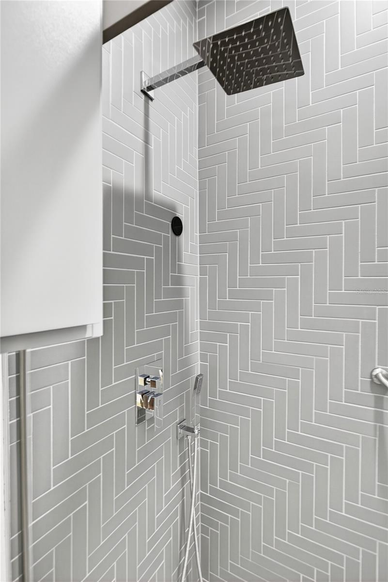 TWINWATERS - Residential