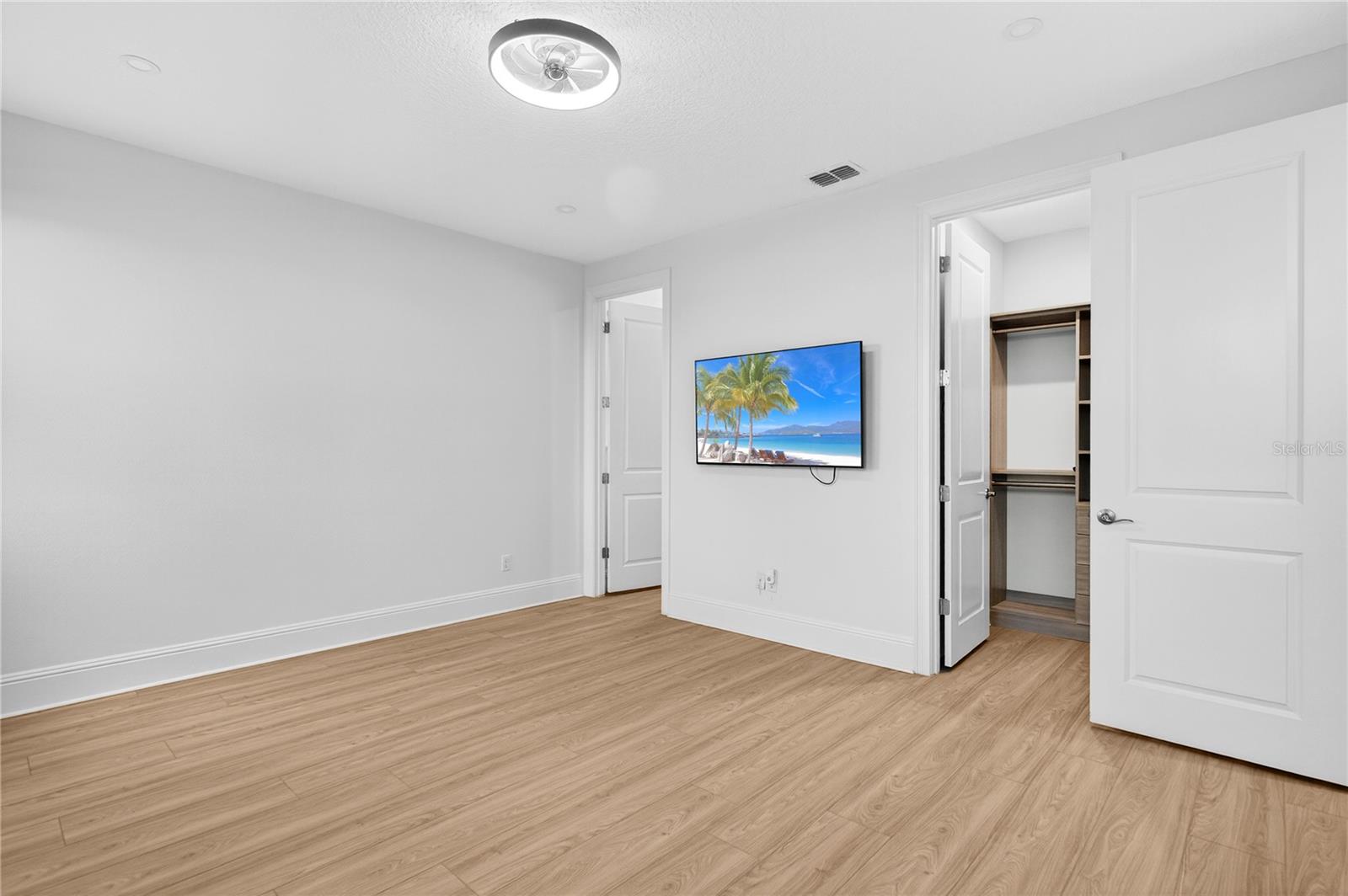 TWINWATERS - Residential