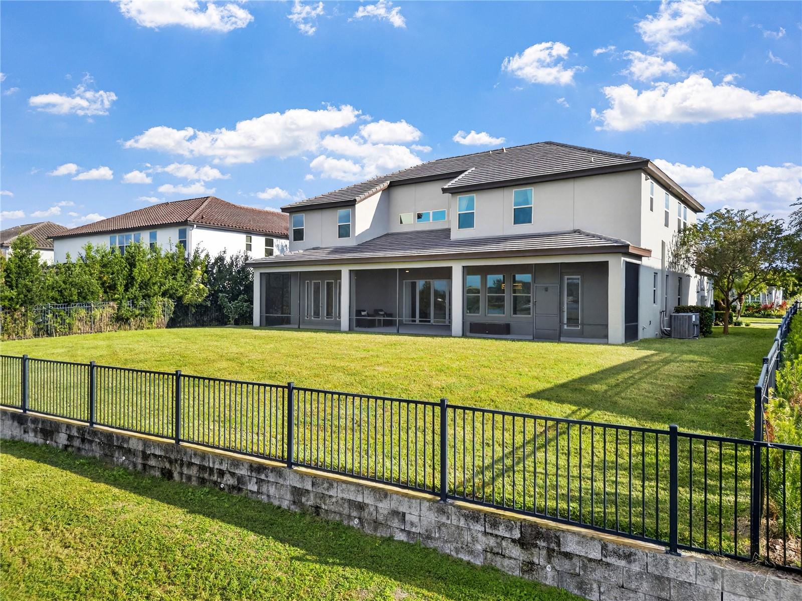 TWINWATERS - Residential