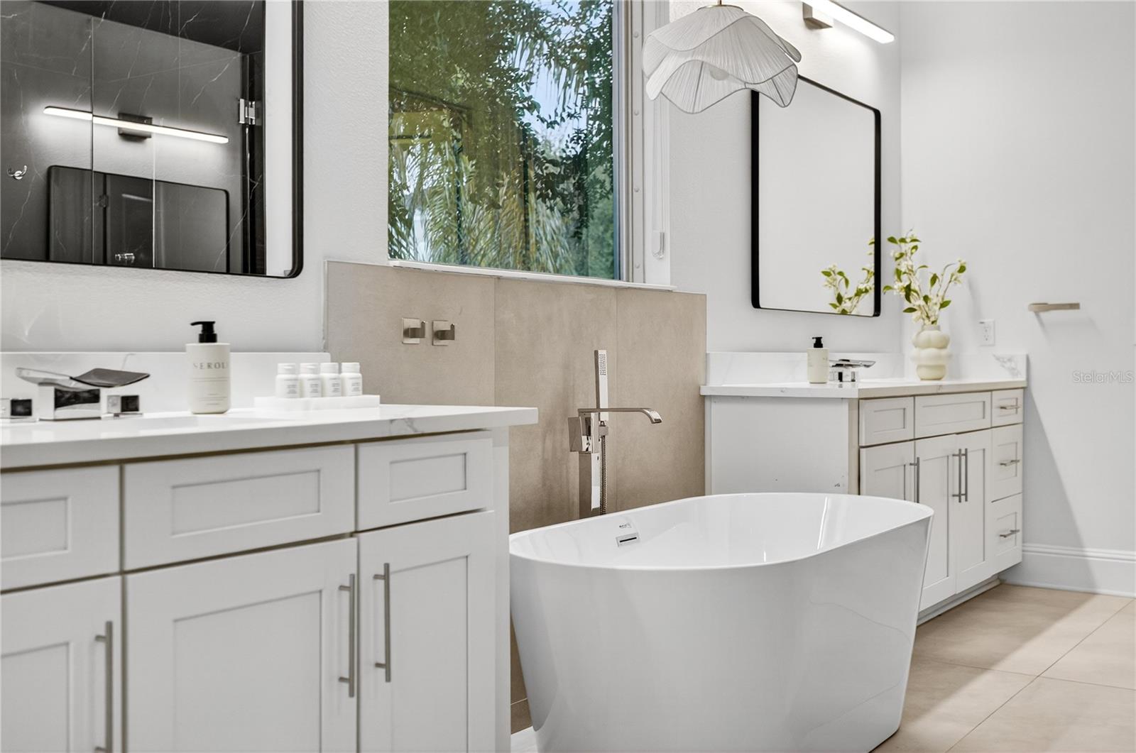 TWINWATERS - Residential