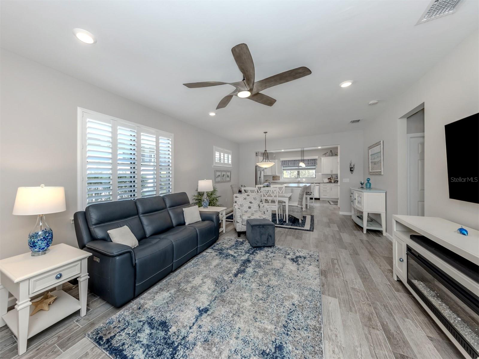 CYPRESS FALLS - Residential