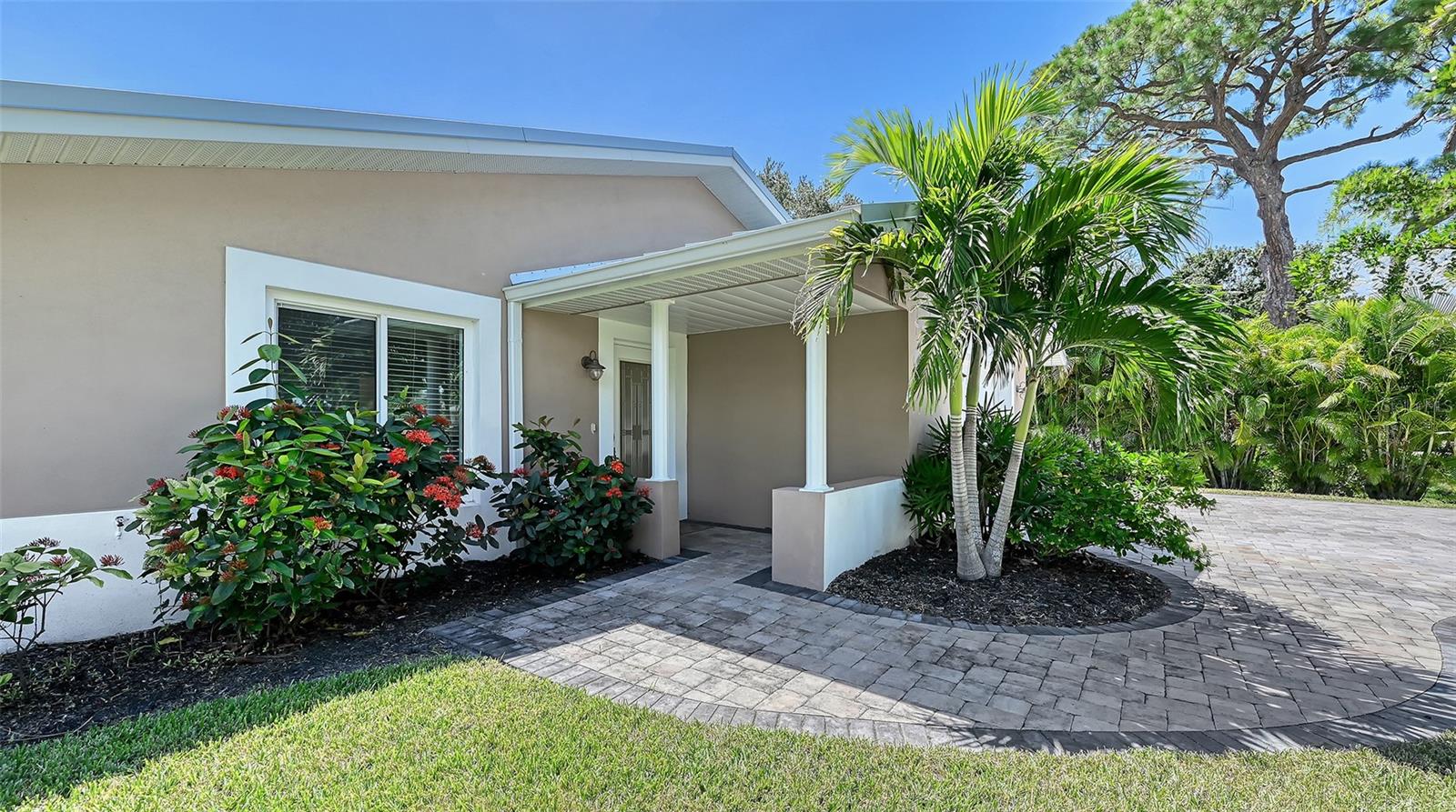 305 HILLS ROAD
