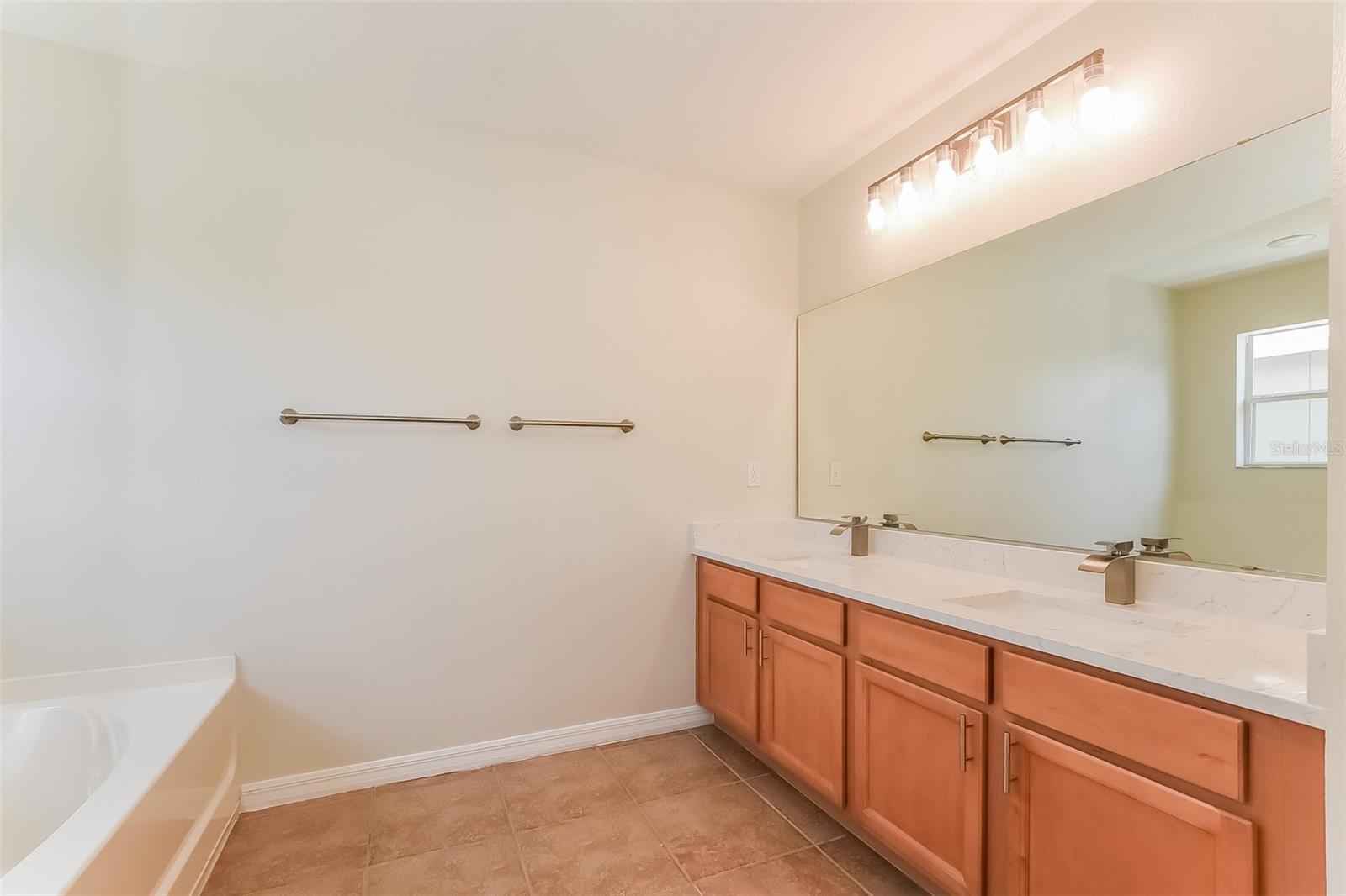 STERLING MEADOWS - Residential