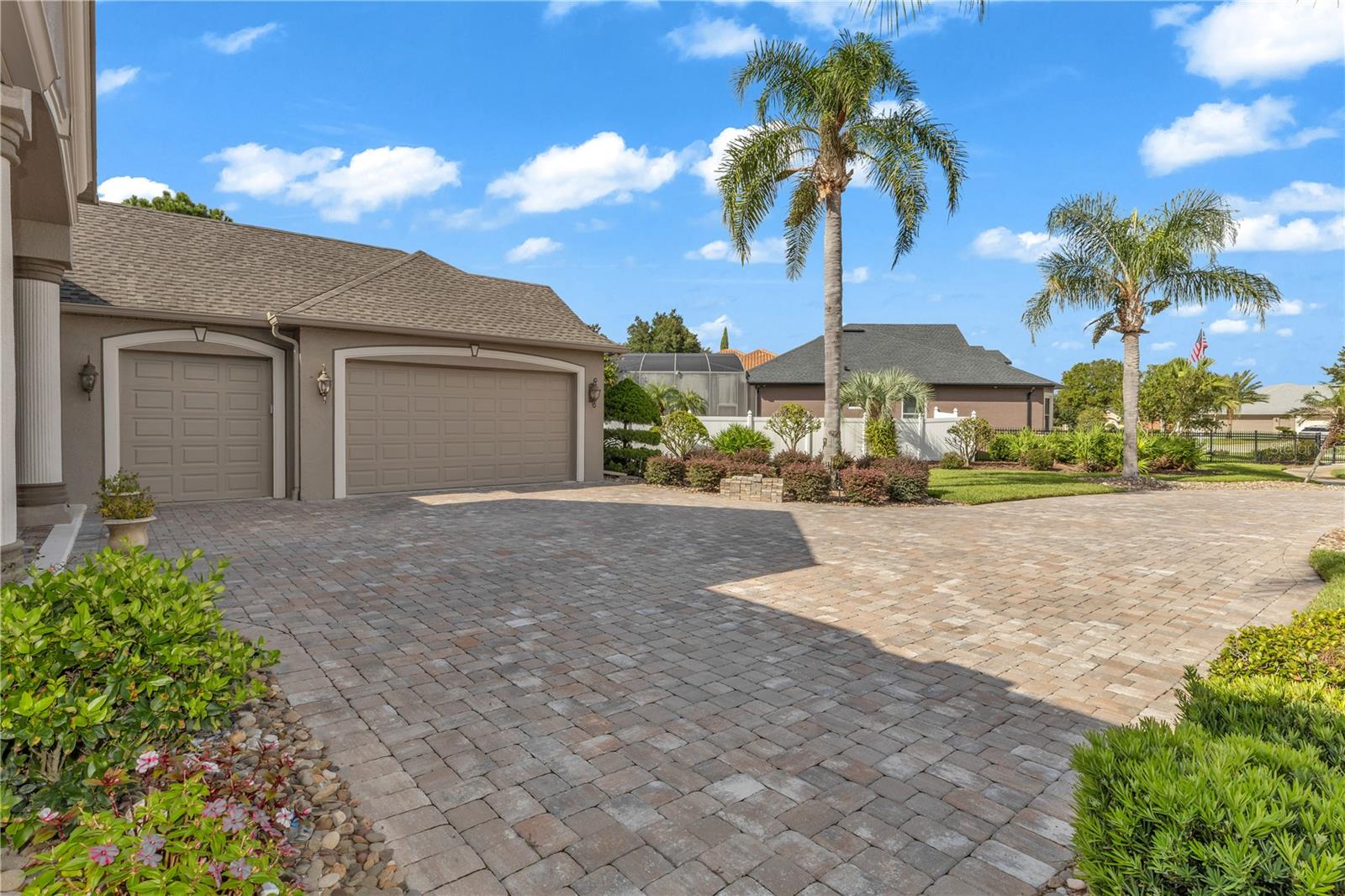 181 HAWKCREST COURT