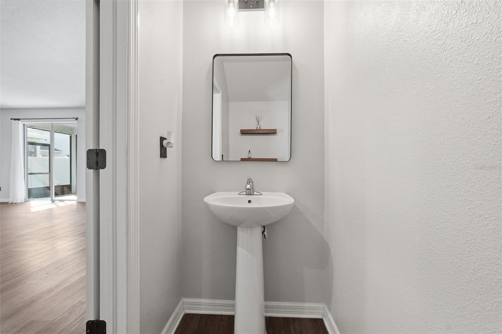 LUCAYA LAKE CLUB PH 3 - Residential