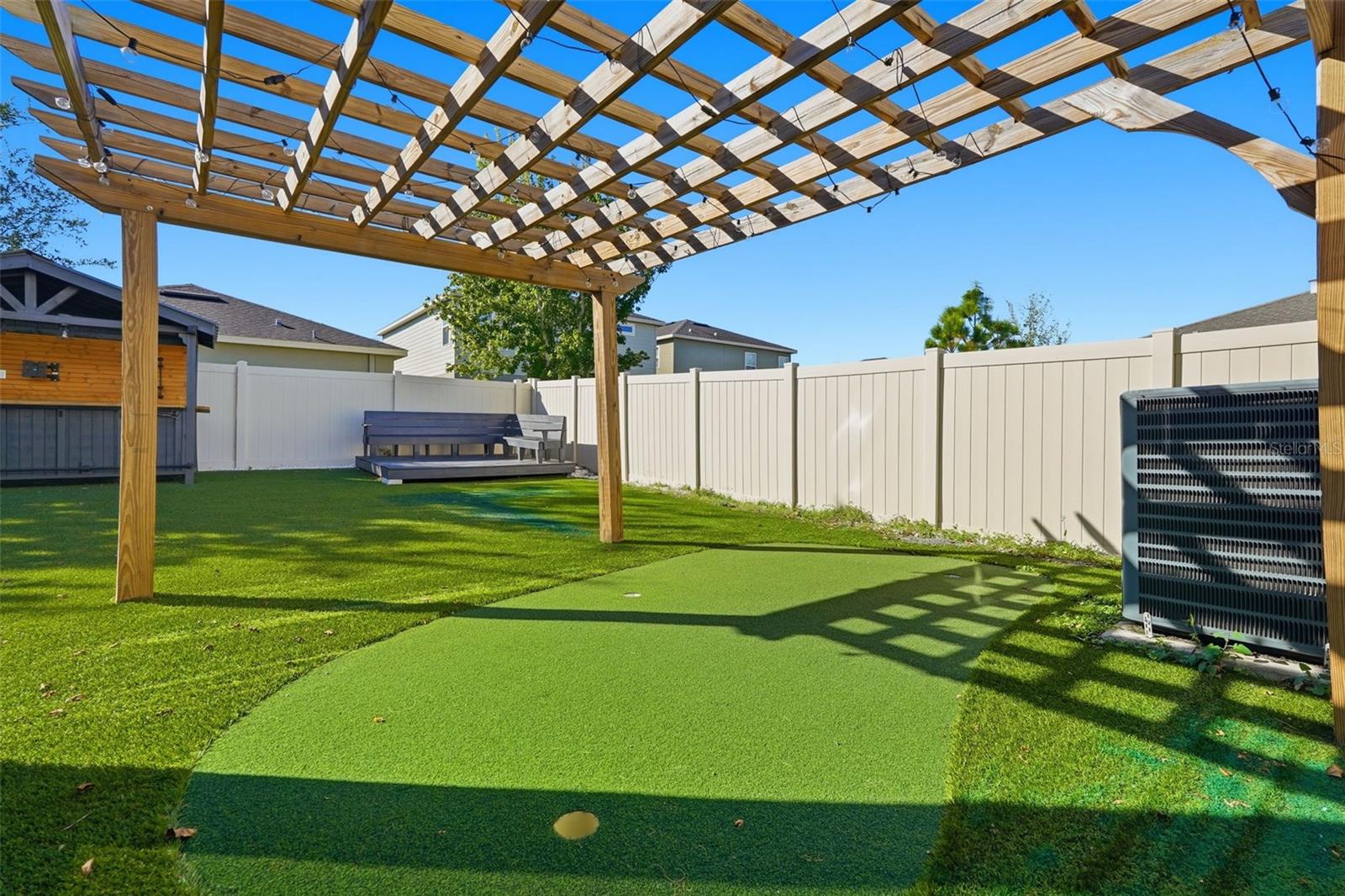 LUCAYA LAKE CLUB PH 3 - Residential