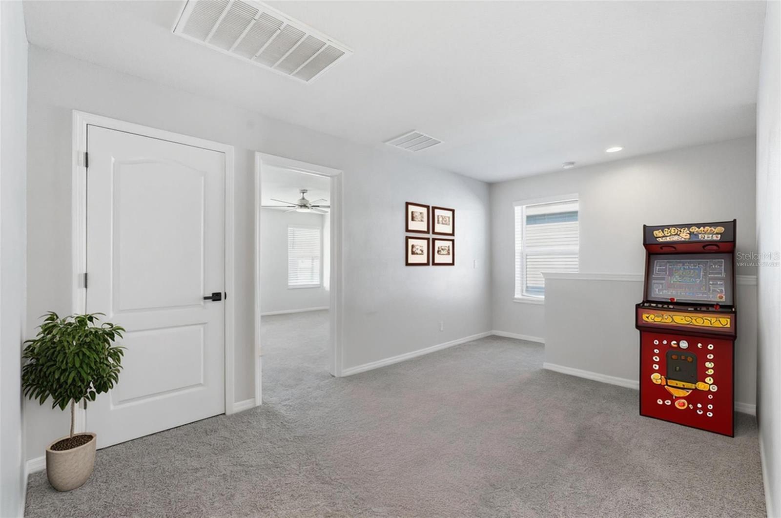 LUCAYA LAKE CLUB PH 3 - Residential