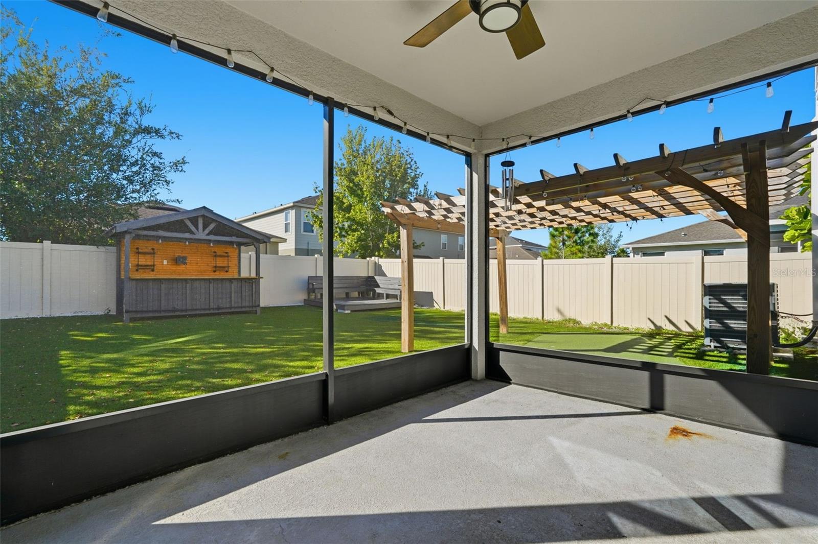 LUCAYA LAKE CLUB PH 3 - Residential