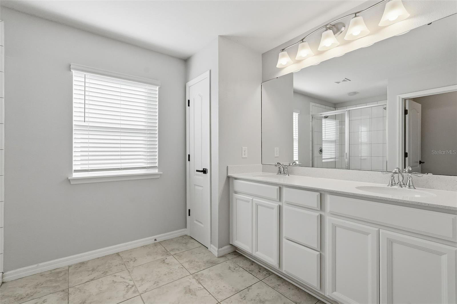 LUCAYA LAKE CLUB PH 3 - Residential