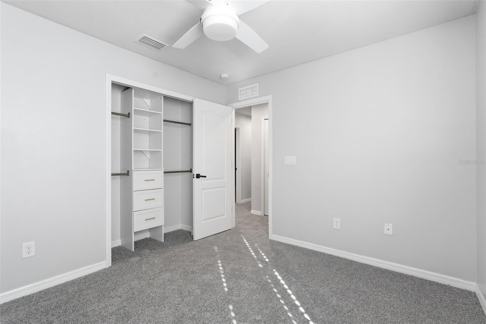 LUCAYA LAKE CLUB PH 3 - Residential