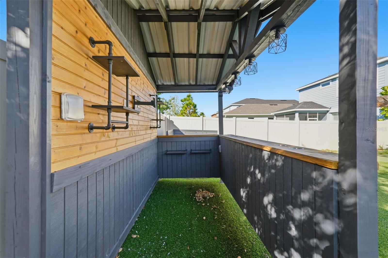 LUCAYA LAKE CLUB PH 3 - Residential