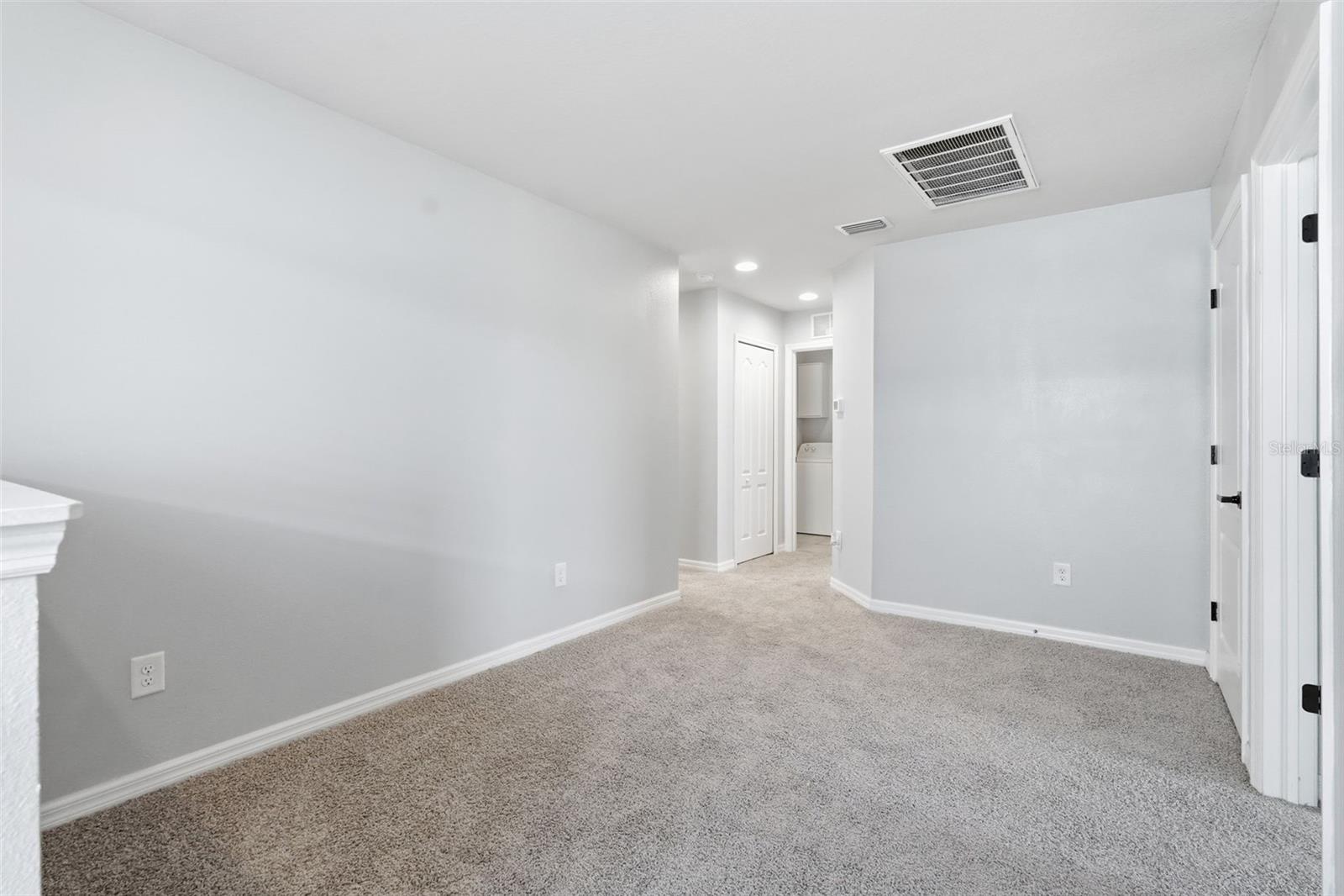 LUCAYA LAKE CLUB PH 3 - Residential