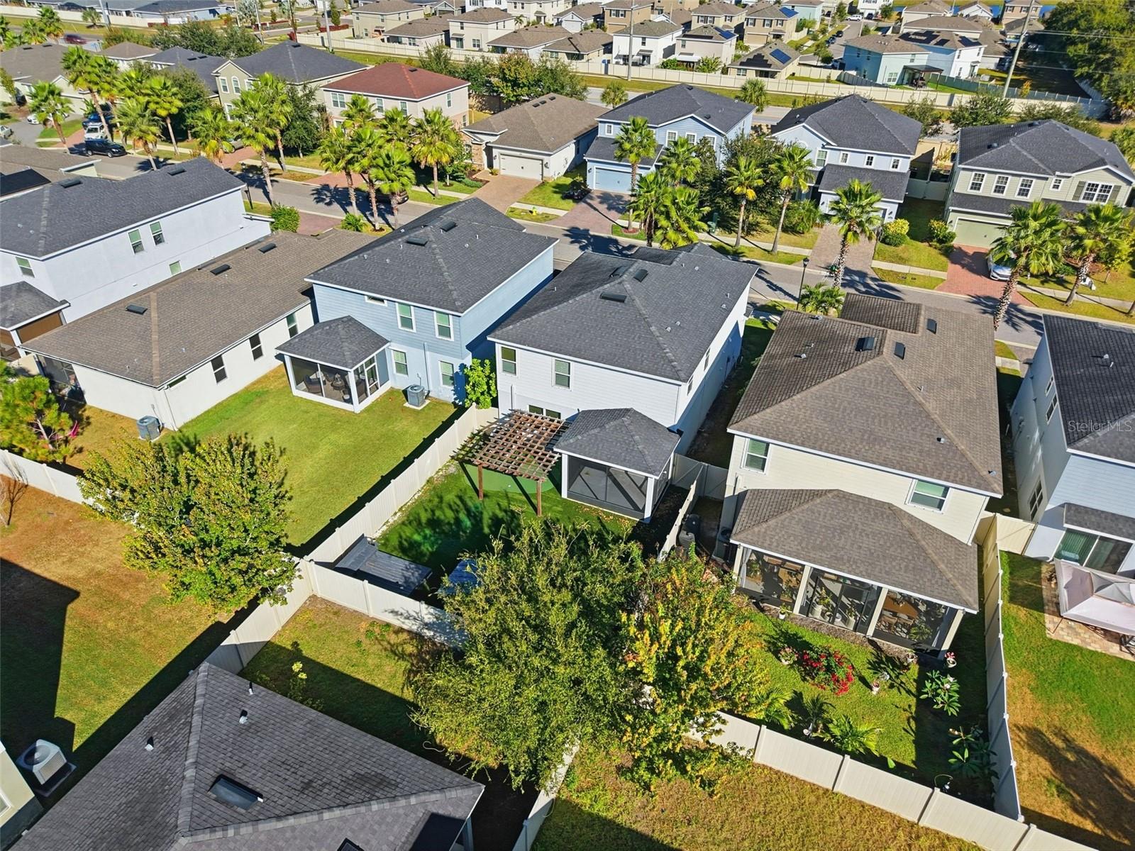 LUCAYA LAKE CLUB PH 3 - Residential