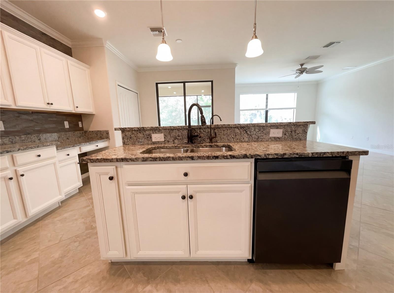 GRAN PARADISO PH 1 - Residential