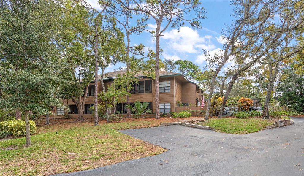 Photo of 1105 Lennox Road W #1105, Palm Harbor, FL 34683 (MLS # TB8458350)