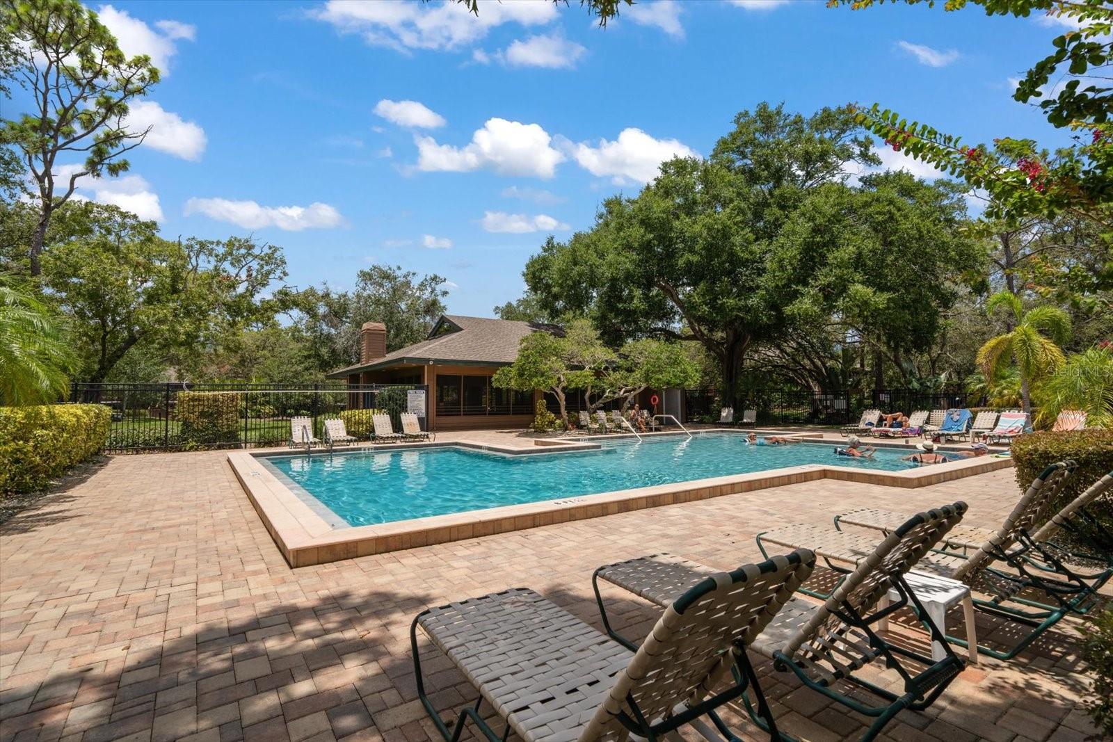 GLENEAGLES I CONDO - Residential