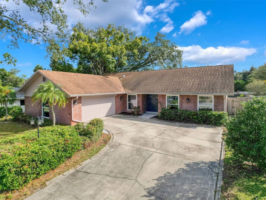 Photo of 2959 Deer Run S, Clearwater, FL 33761 (MLS # O6355809)