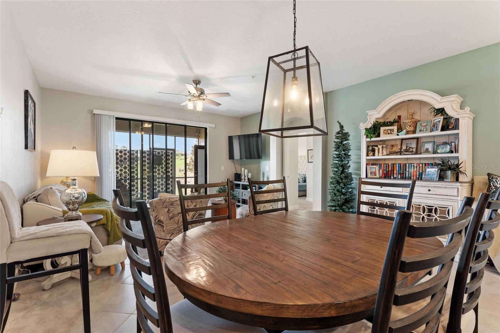 CHAMPIONS CLUB CONDO PH 39 - Residential