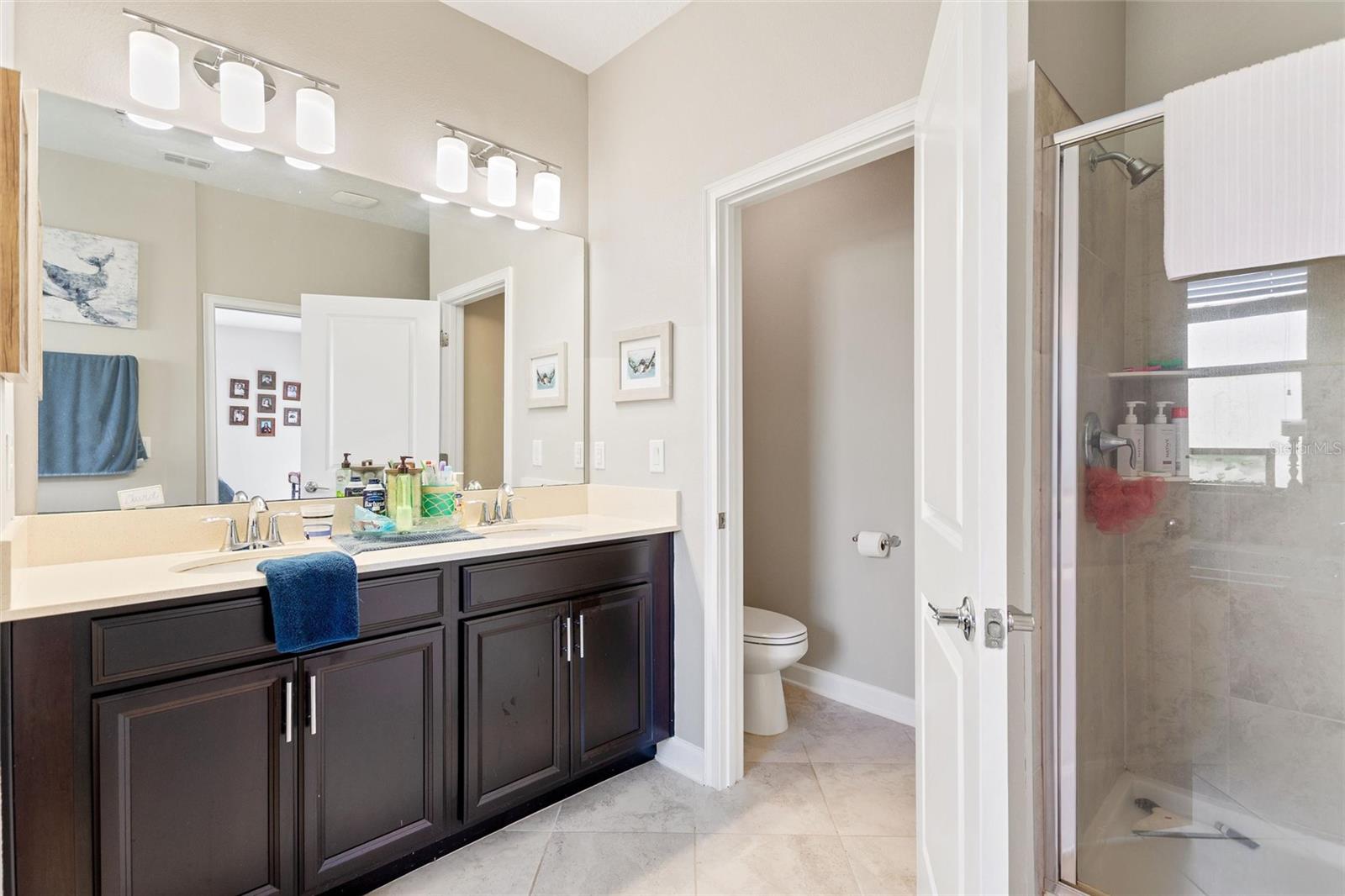 CHAMPIONS CLUB CONDO PH 39 - Residential