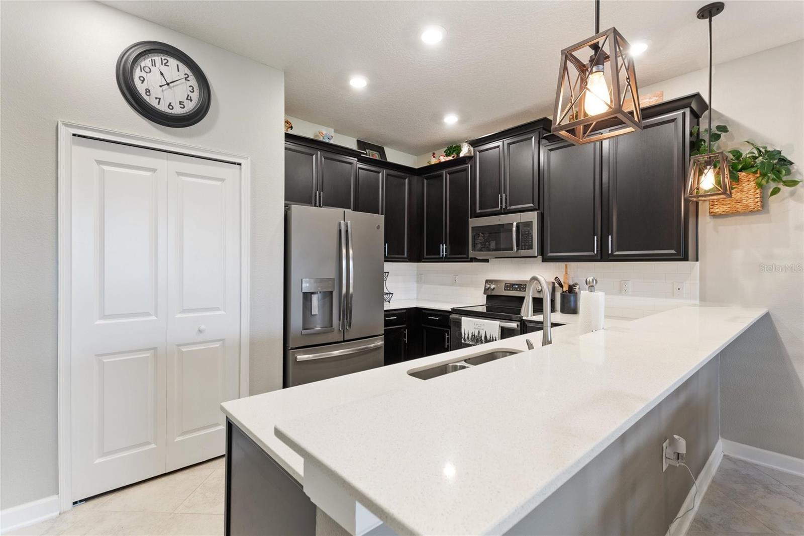 CHAMPIONS CLUB CONDO PH 39 - Residential