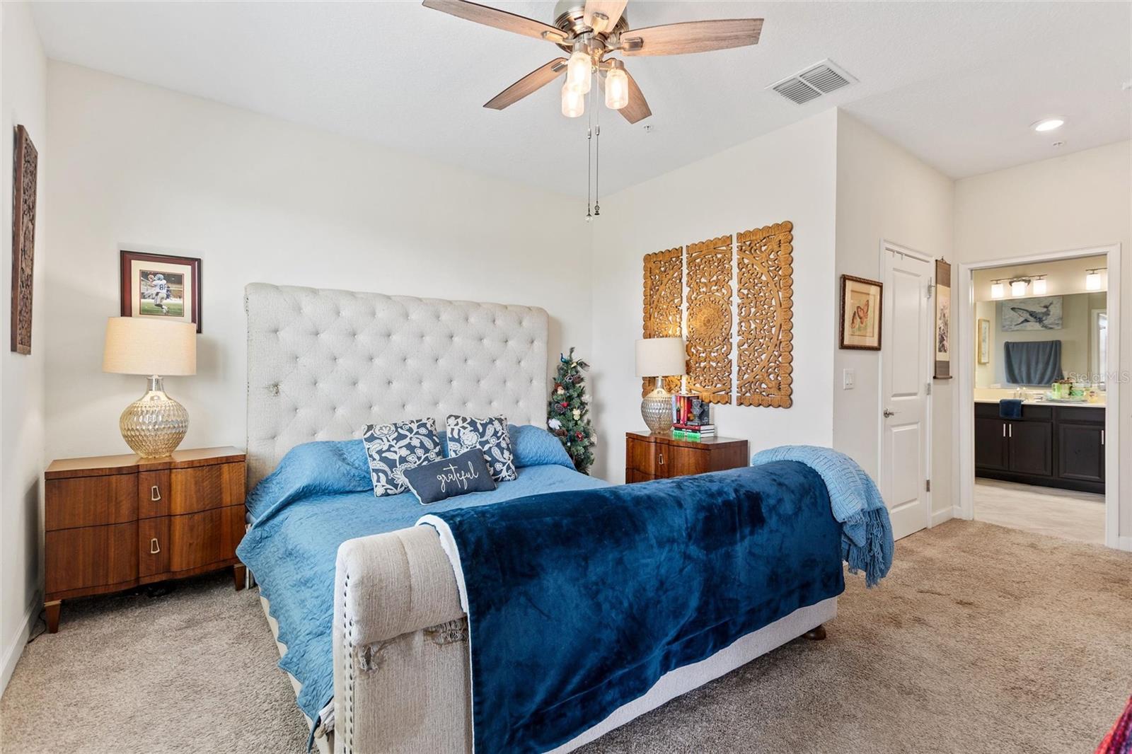 CHAMPIONS CLUB CONDO PH 39 - Residential