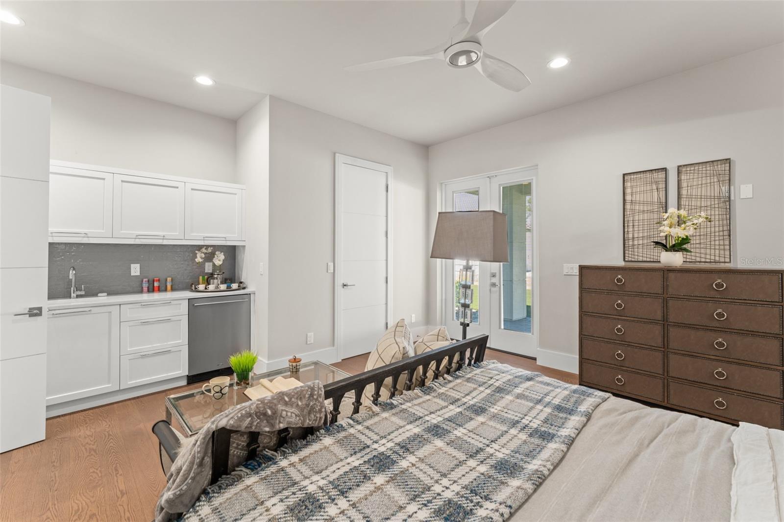 BELLA COLLINA SUB - Residential