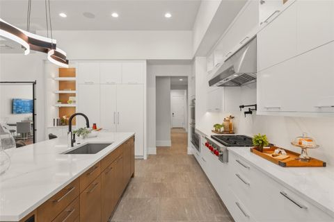 Tiny photo for 15500 Pendio Drive, Montverde, FL 34756 (MLS # G5096247)