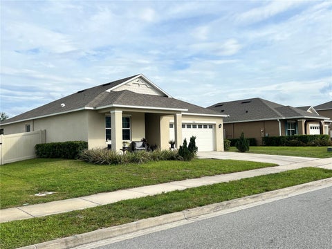 Photo of 5240 Greenheart Avenue, Mount Dora, FL 32757 (MLS # G5113537)