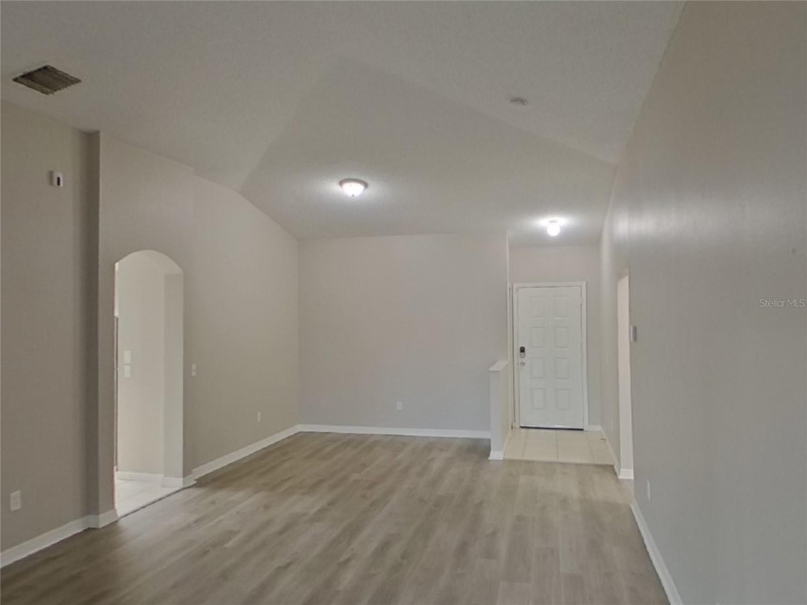 SUMMERFIELD VILLG 1 TRCT 38 - Residential Lease